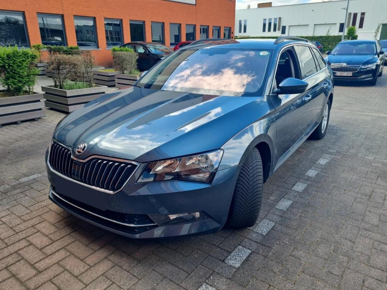 SKODA SUPERB COMBI 1.6 TDI 120 DSG Ambition