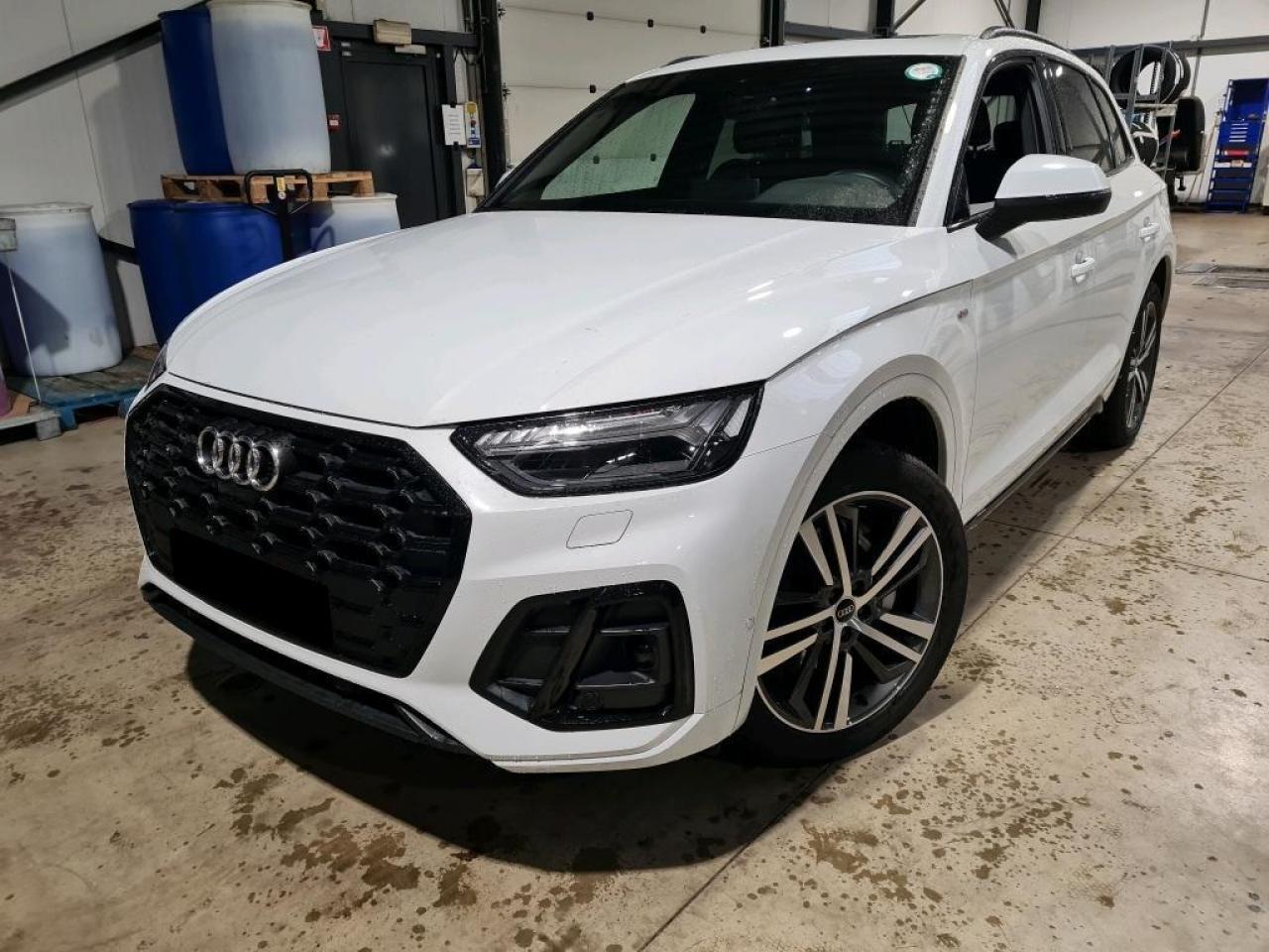 AUDI Q5 50 TFSI e 299 PHEV Quattro S-Tronic S-Line