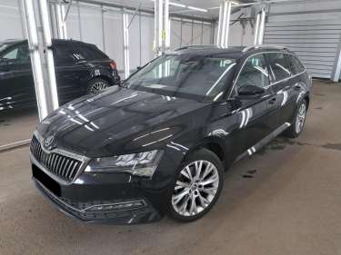 SKODA SUPERB COMBI 2.0 TDI 150 DSG Clever+