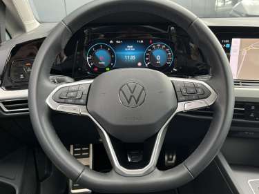 VW GOLF 8 2.0 TDI 150 DSG Active