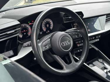 AUDI A3 SPORTBACK 30 TDI 116 S-Tronic Business Line