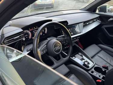 AUDI A3 BERLINE 30 TFSI 110 S-Tronic S-Line