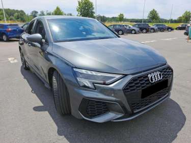 AUDI A3 BERLINE 30 TFSI 110 S-Tronic S-Line