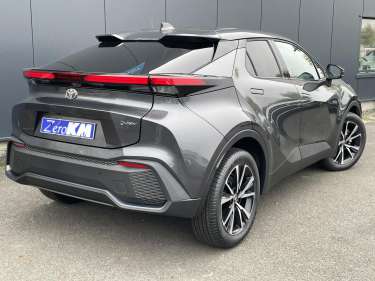 TOYOTA C-HR 1.8 Hybrid 140 e-CVT Design