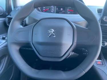 PEUGEOT PARTNER 1.5 BlueHDI 100 Premium