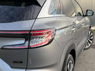 RENAULT AUSTRAL E-Tech Full Hybrid 200 Techno