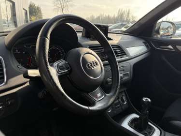 AUDI Q3 2.0 TDI 140 S-Line