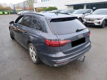 AUDI A4 AVANT 30 TDI 136 S-Tronic Design