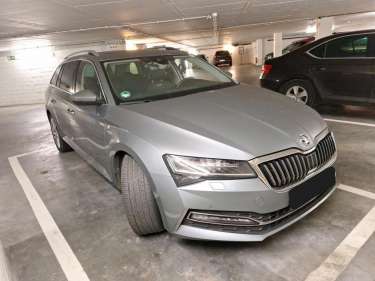 SKODA SUPERB COMBI 2.0 TDI 150 DSG Laurin & Klement