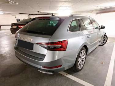 SKODA SUPERB COMBI 2.0 TDI 150 DSG Laurin & Klement